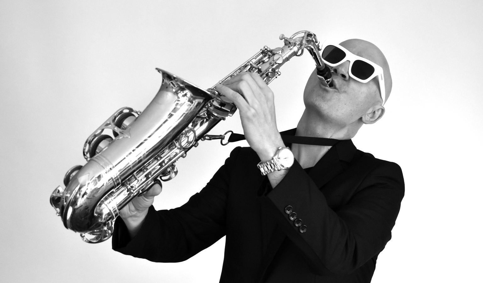raul-romo-sax6835a80ee39005.16108588.jpg