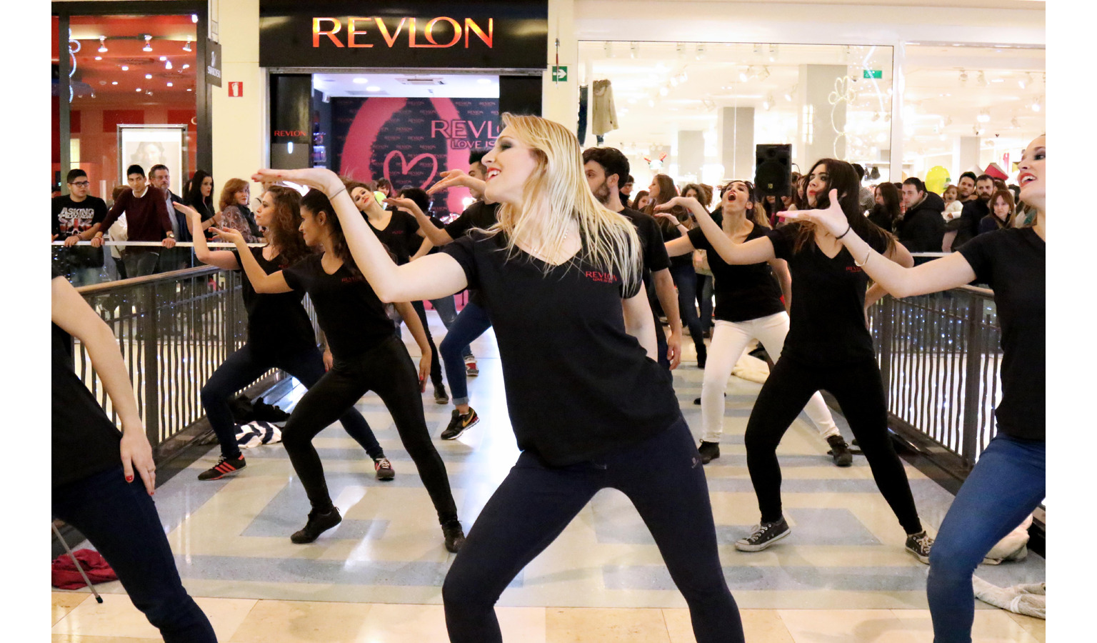 Grupo de Bailarines